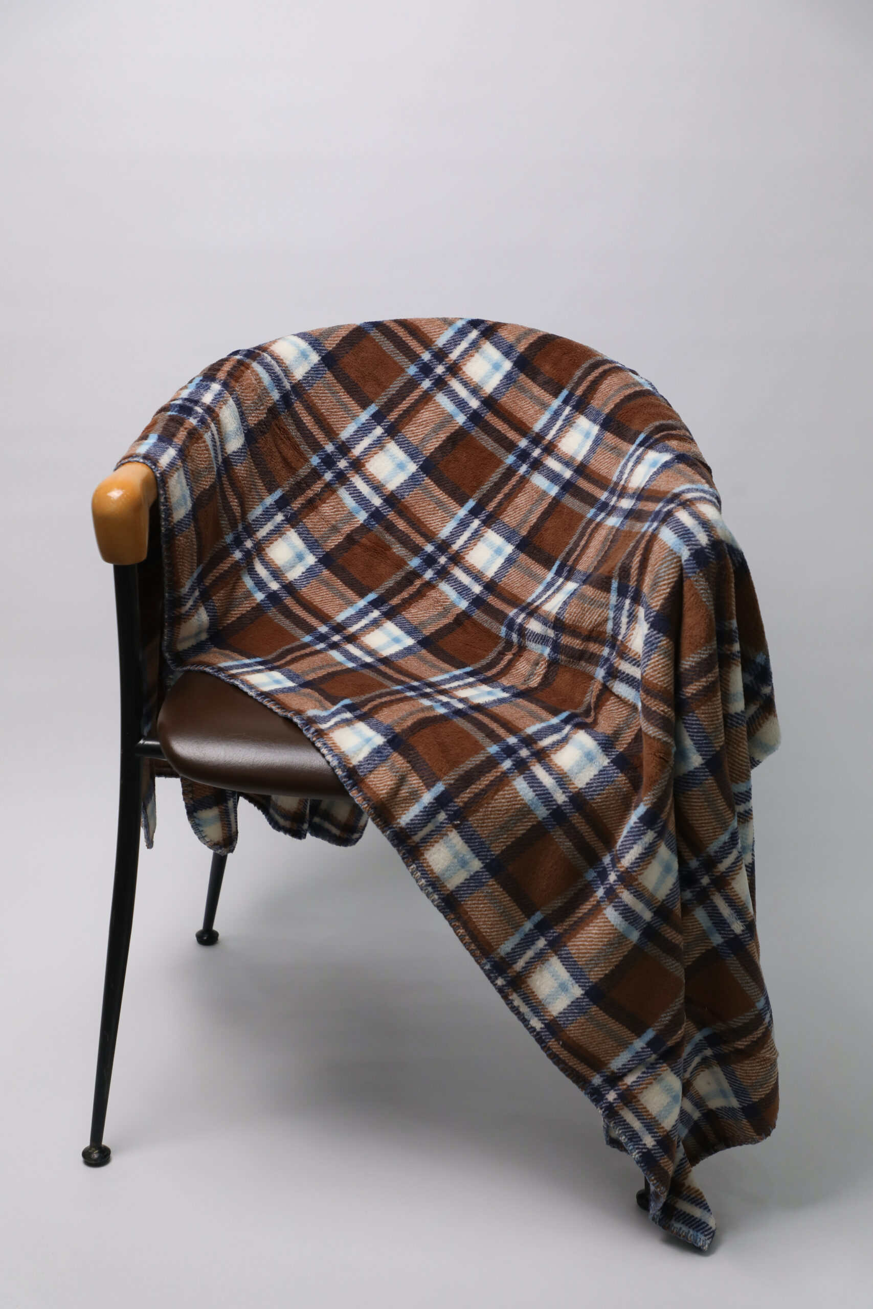 H4147-CA-2-scaled-1.jpg h4147 - Image 1