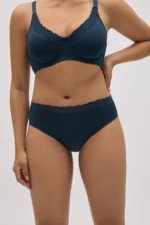 y10765 - em